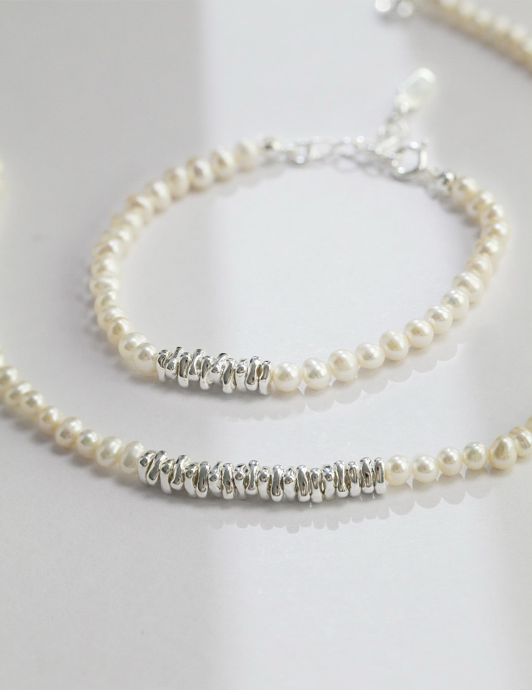 Eliza's Timeless Elegance Pearl Bracelet