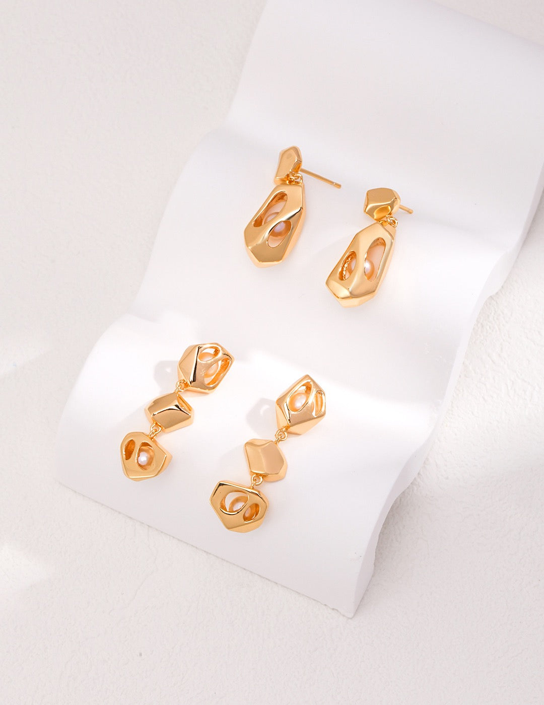 Chloe Silver Pearl Earrings