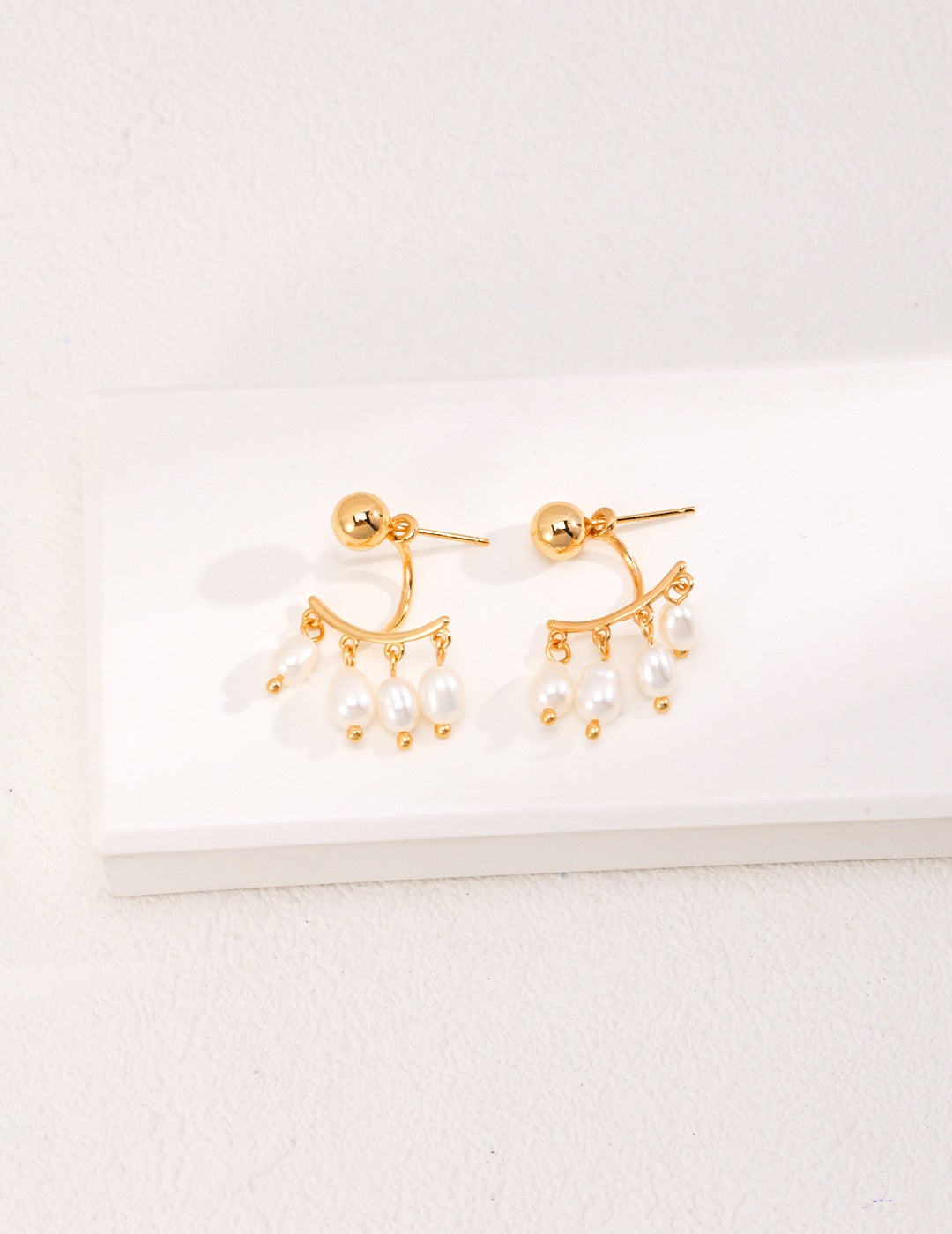 Roman Sunlight Pearl Earrings