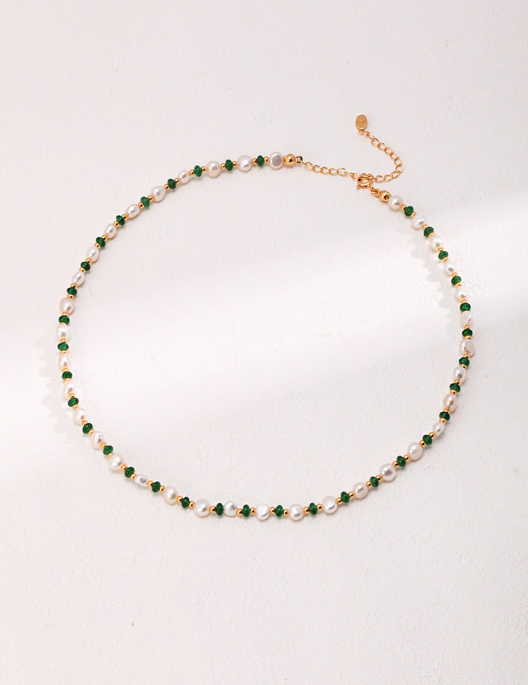 Emerald Dewdrop Pearl Necklace