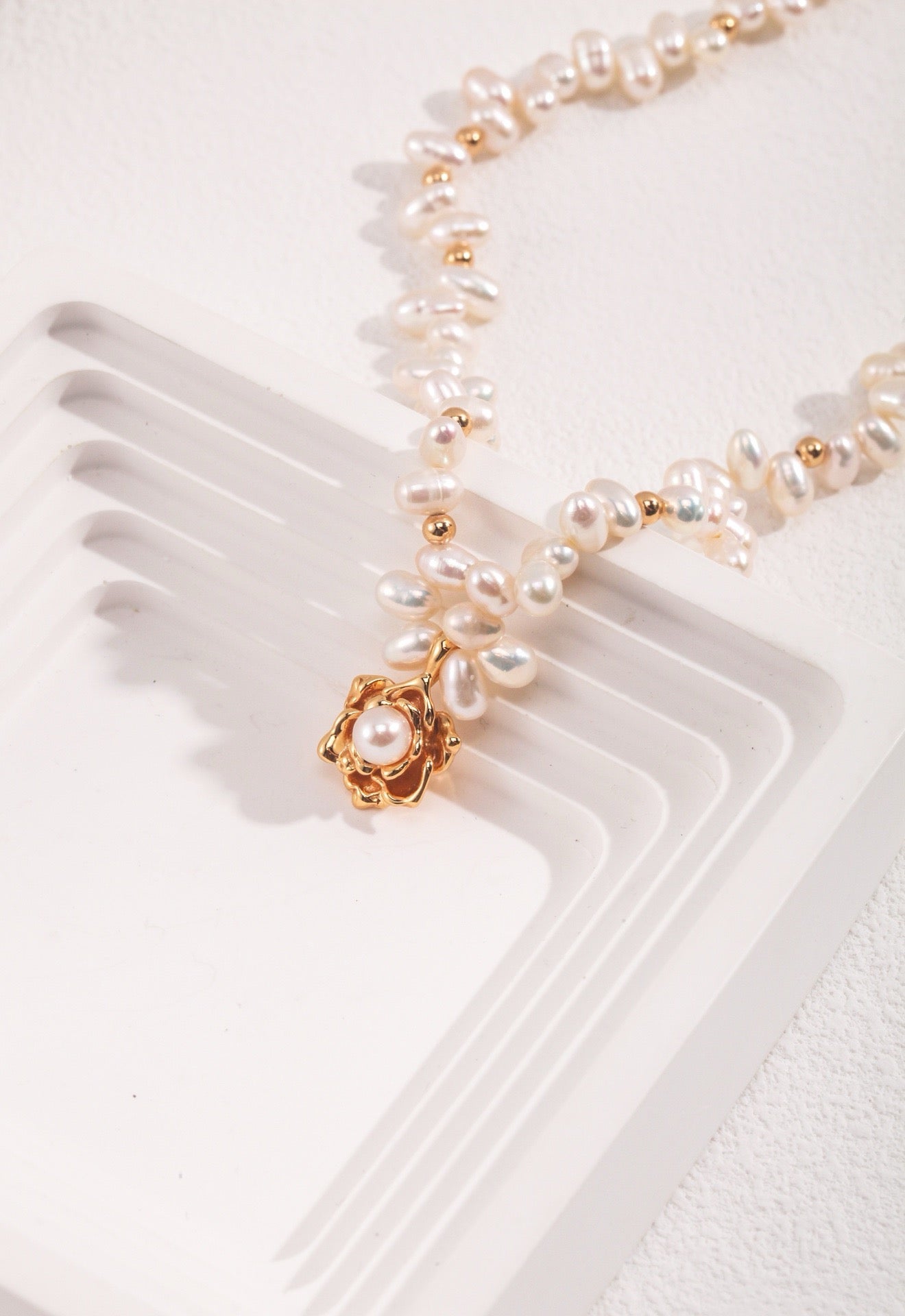 Camellia Elegance Pearl Necklace