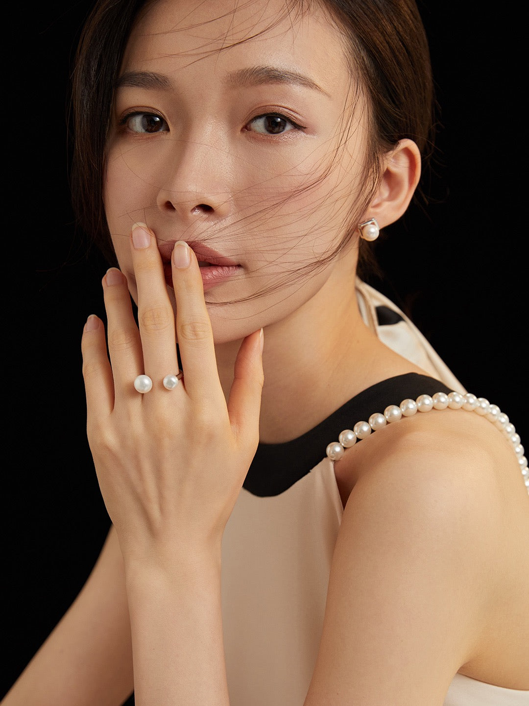 Joyful Smile Pearl Open Ring
