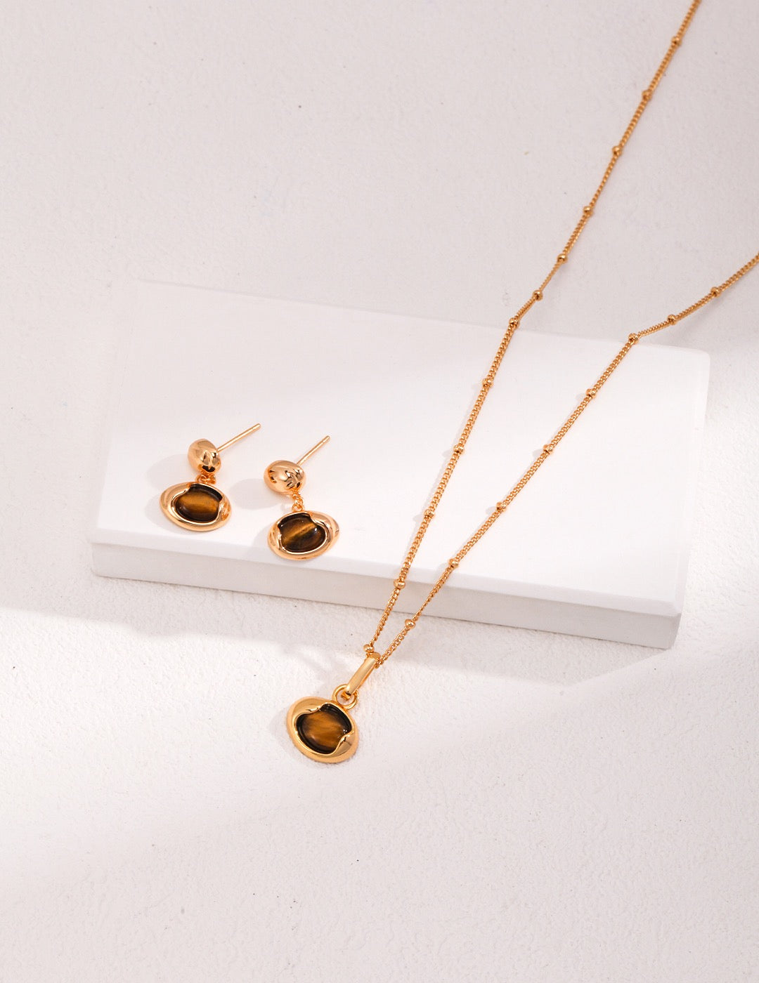 Vintage Tiger Eye Necklace