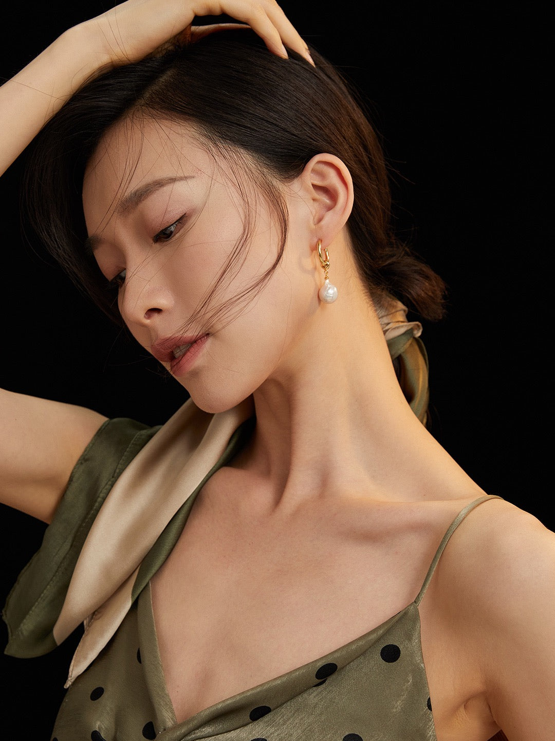 Exquisite Baroque Earrings