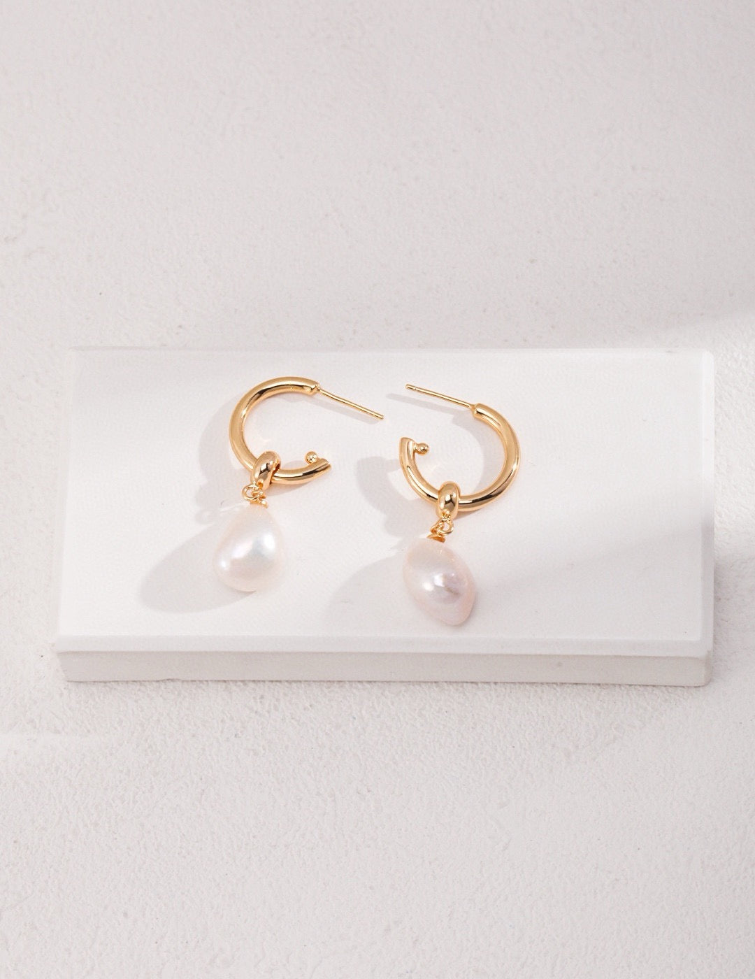 Exquisite Baroque Earrings