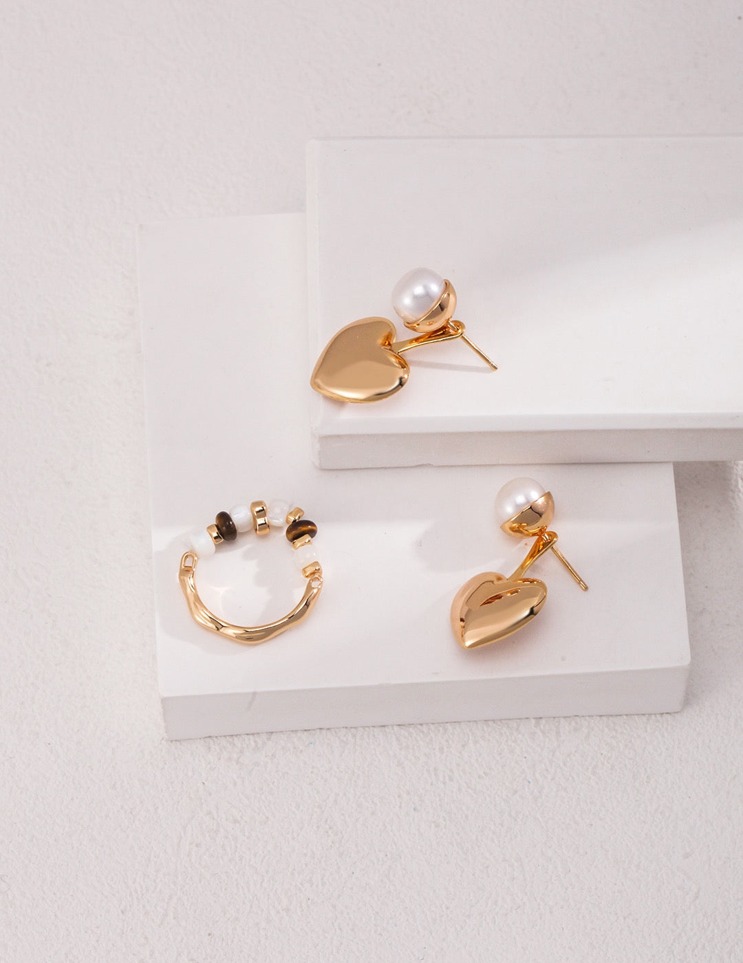 Dreamy Pearl Earrings
