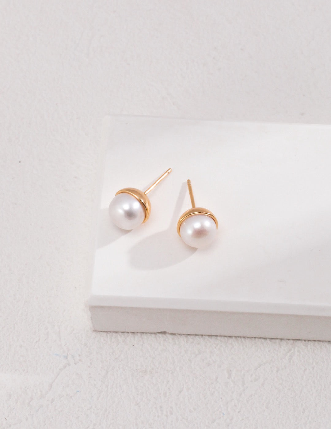 Dreamy Pearl Earrings
