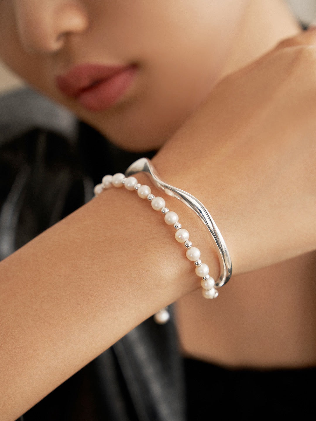 Mobius Pearl Bracelet