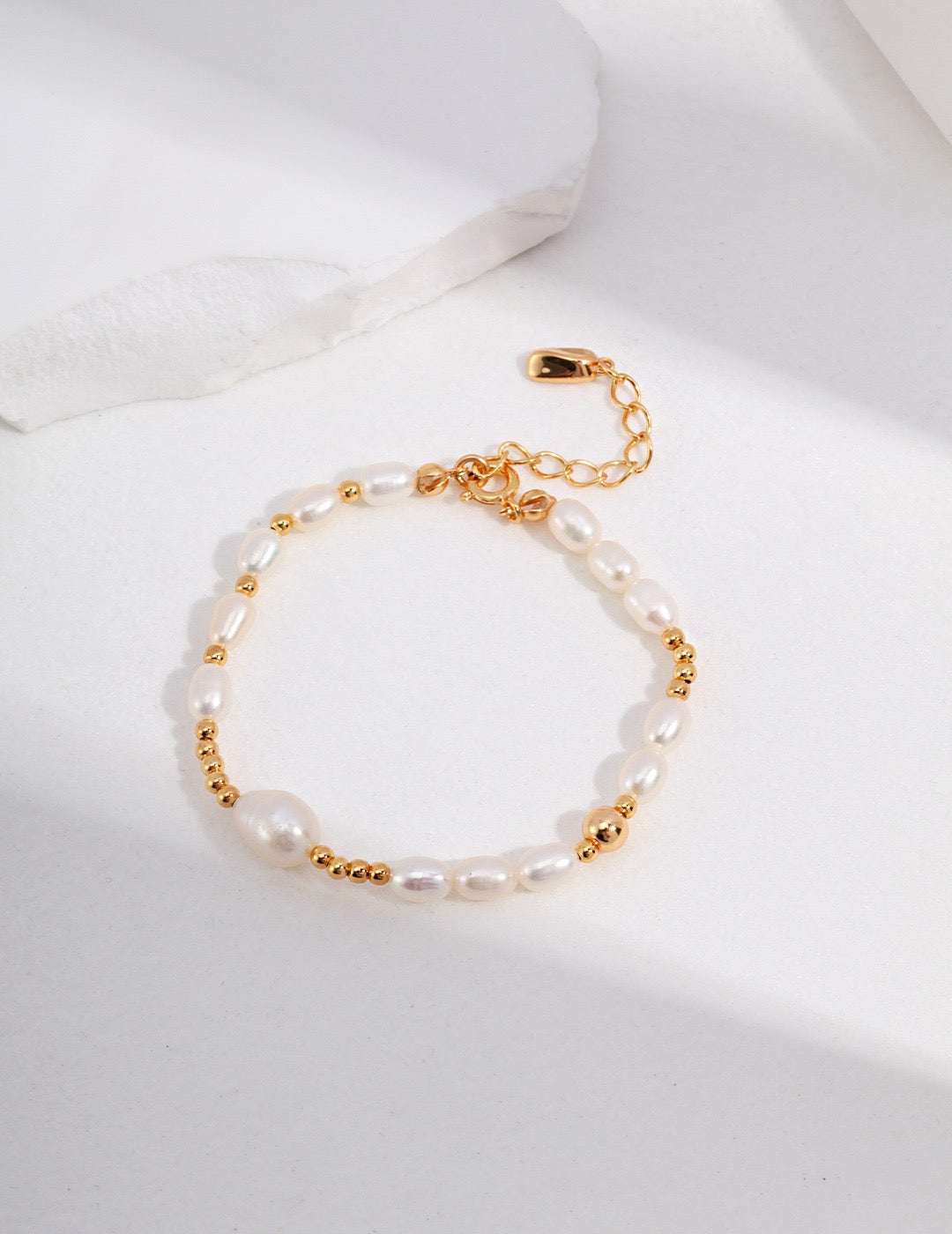 Graceful Harmony Pearl Bracelet