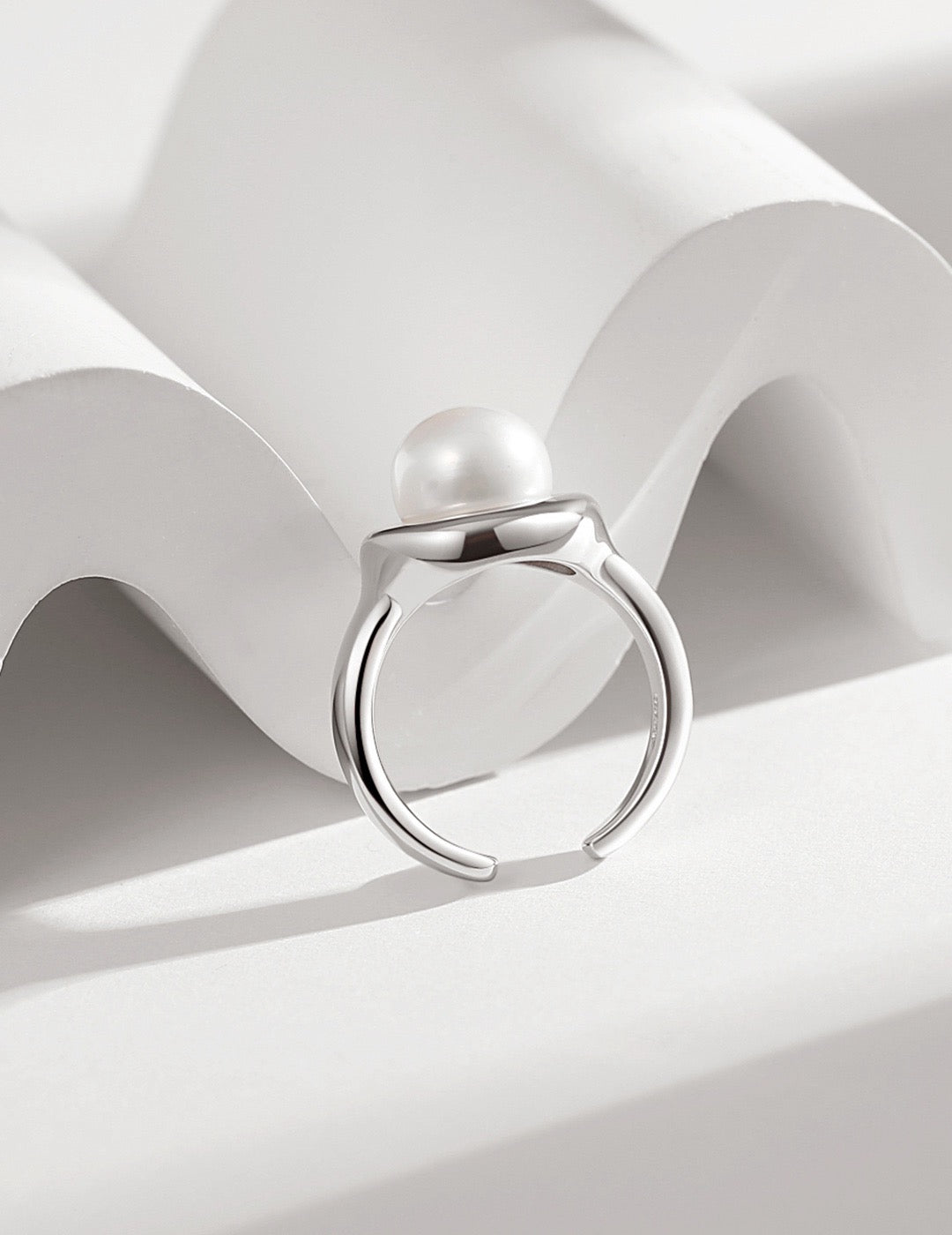 Pearl Essence Adjustable Ring