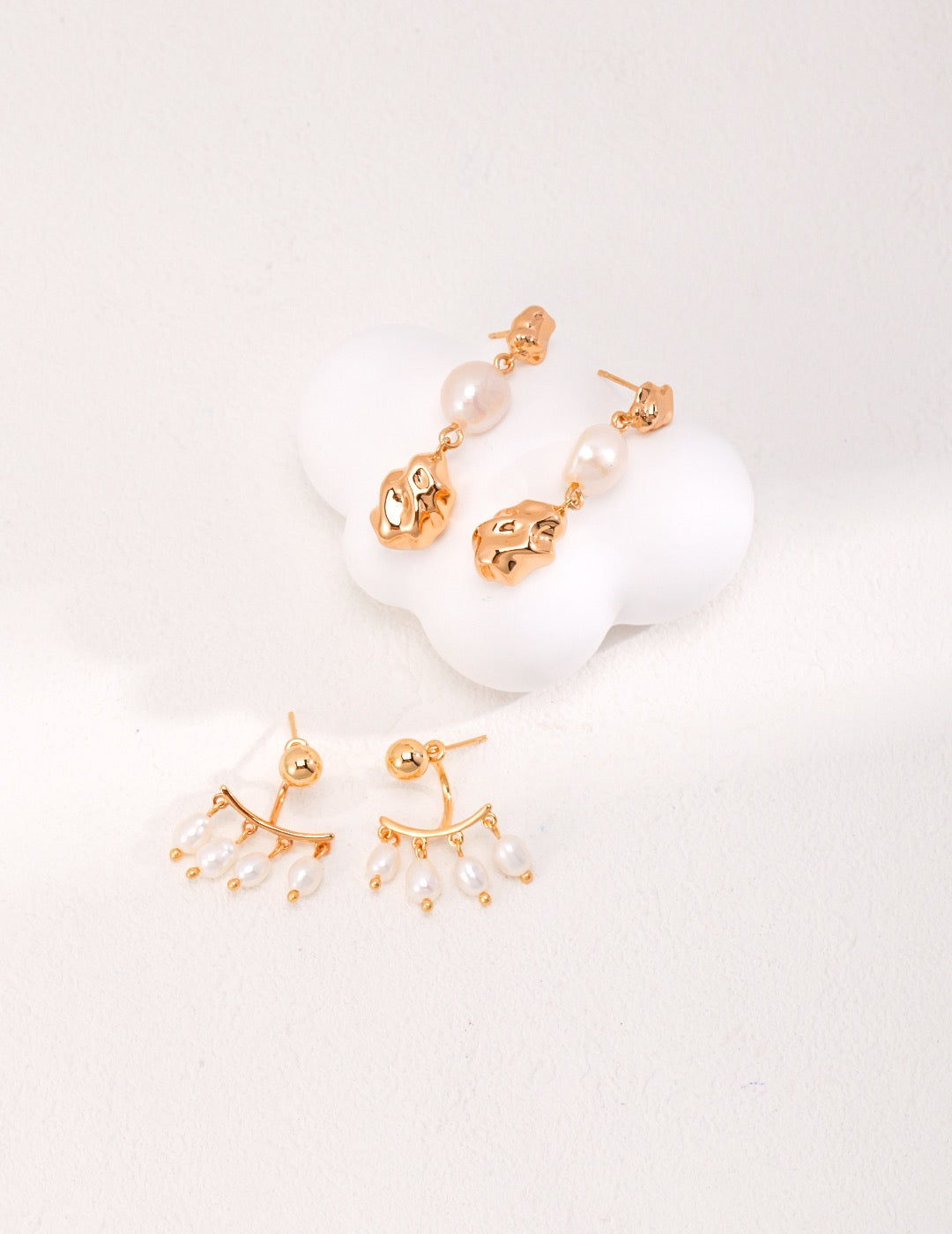 Roman Sunlight Pearl Earrings