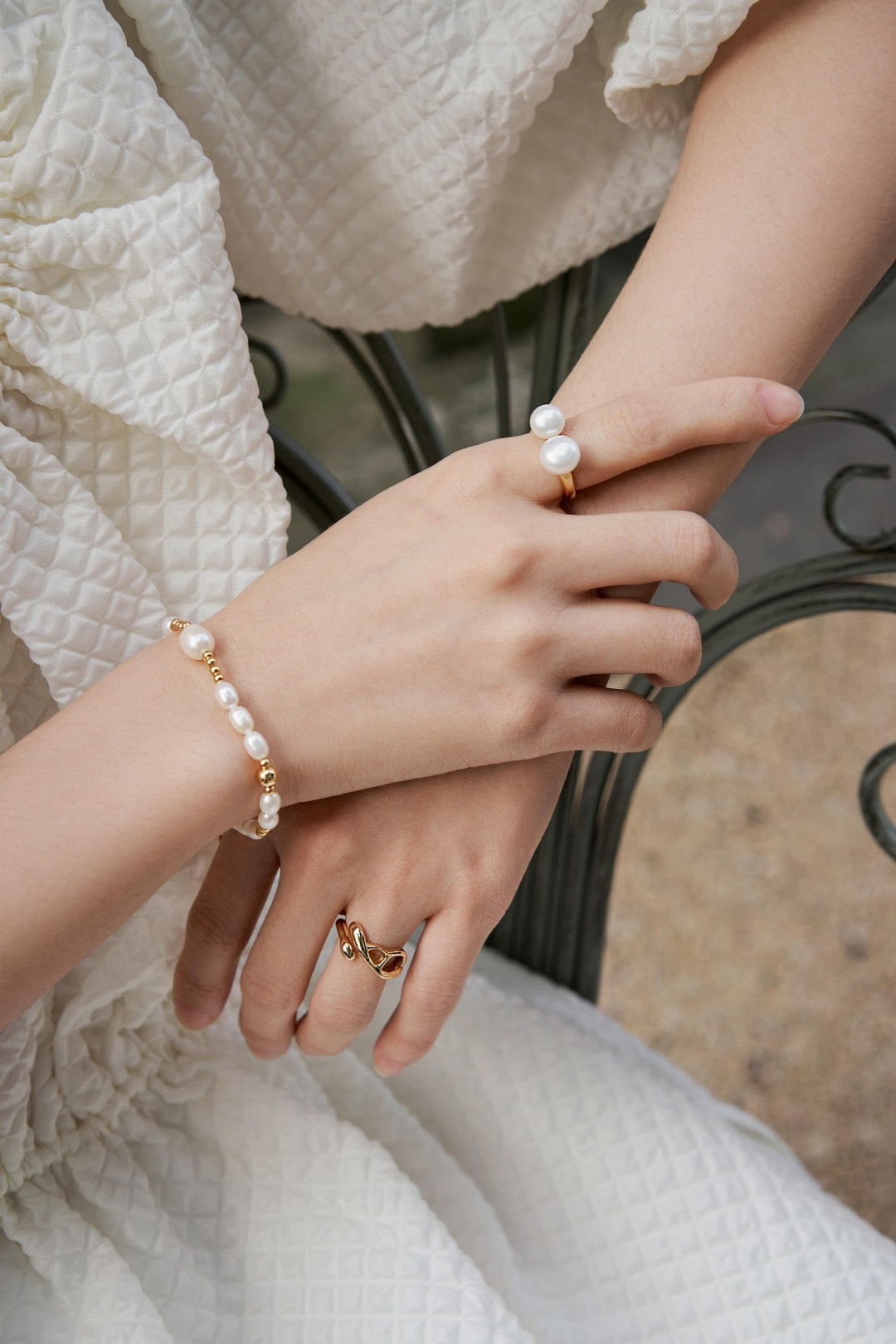 Graceful Harmony Pearl Bracelet